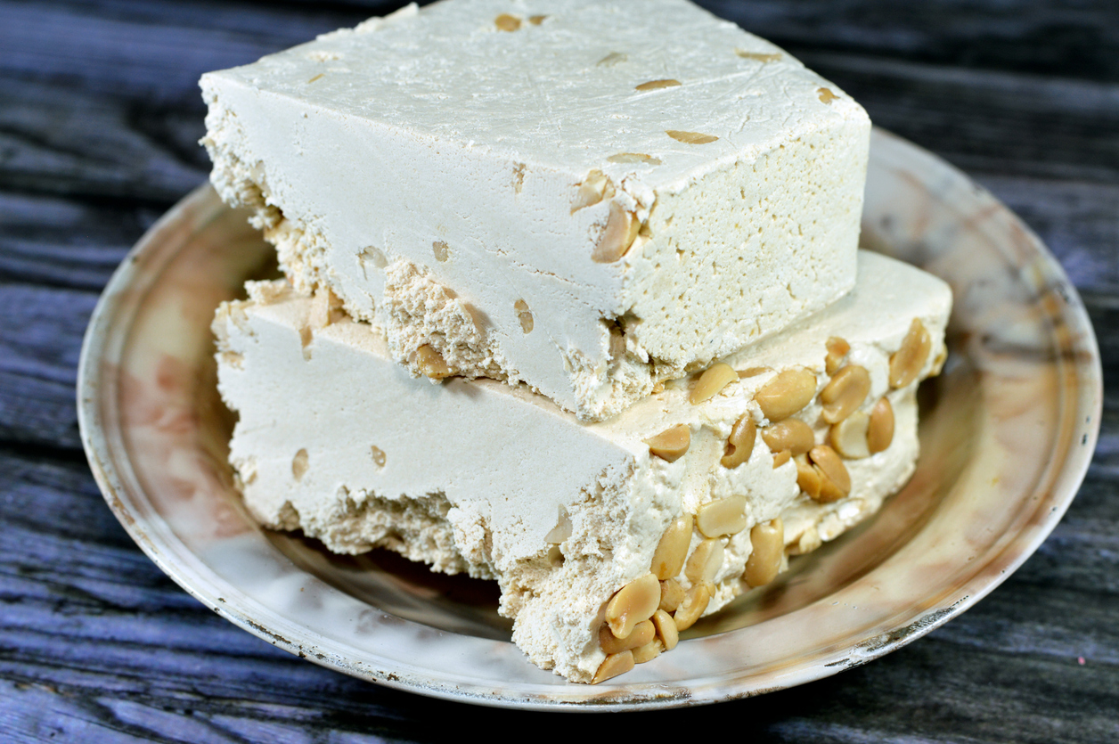 halva, desert cu tahini
