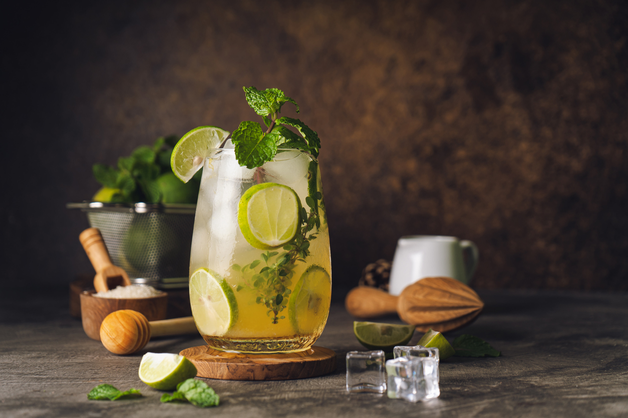 carafa cu limonada de lamai