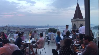 restaurantul 360 Istanbul pe acoperis