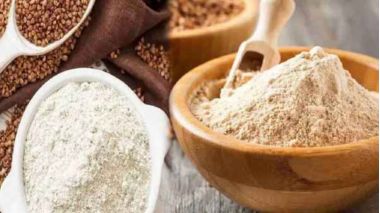 bol cu faina de mei si boabe de mei