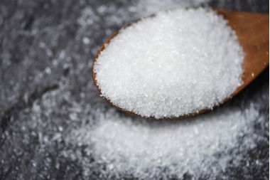 MSG pe o lingura de lemn