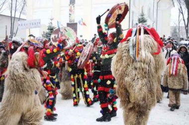 traditia plugusorului in bucovina