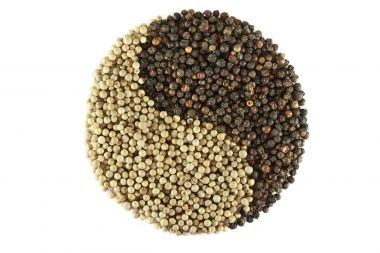 Condimente piper alb-negru