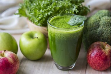 10 Pasi Esentiali pentru Detoxifierea de Primavara