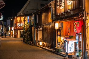 kanazawa-oras Japonia noaptea