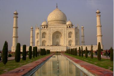 Taj Mahal, bijuteria lumii in inima Indiei